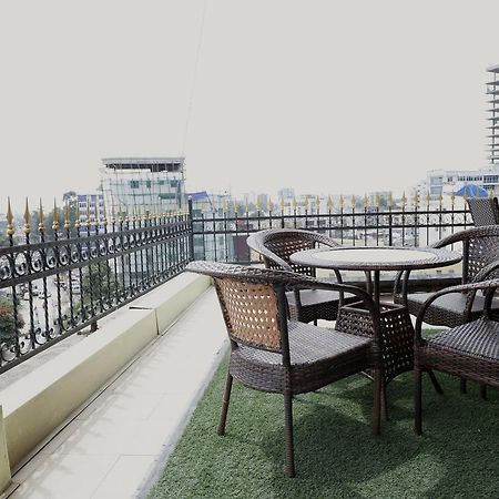 Afropolitan Hotel Addis Abeba Esterno foto
