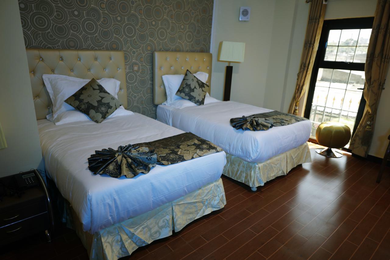 Afropolitan Hotel Addis Abeba Esterno foto