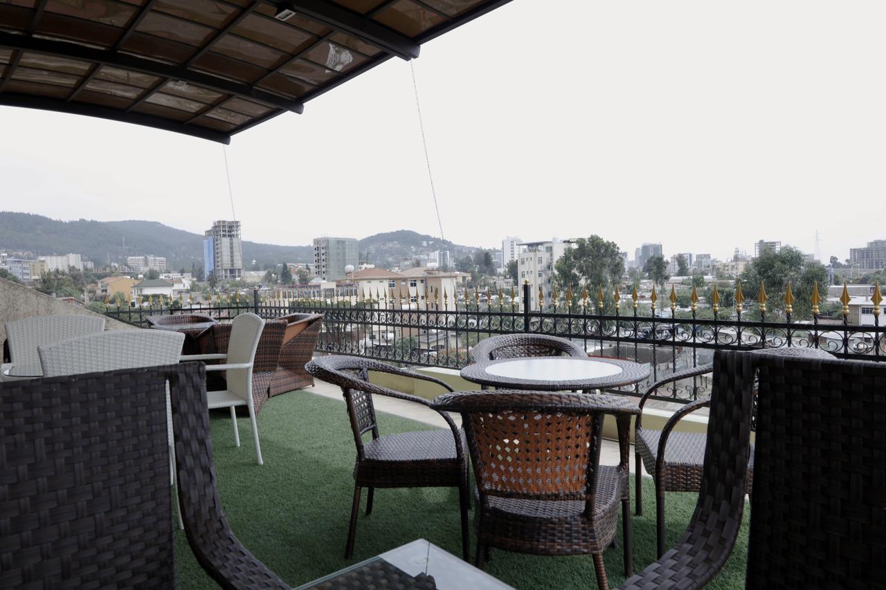 Afropolitan Hotel Addis Abeba Esterno foto